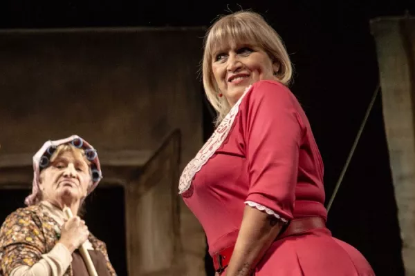 Programa Circuito Interbarrial de Teatro: Los Disfrazados