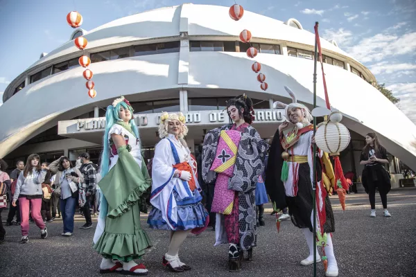 Más de 12.000 pasaron por la segunda edición de Rosario celebra Tanabata, festival de las estrellas en el Complejo Astronómico Municipal, una fiesta donde conectar con la cultura japonesa a través de su música, gastronomía, arte, danza y mitología.