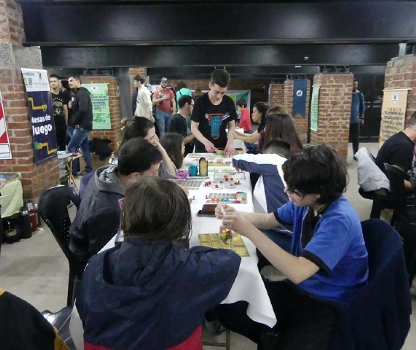 Cultura en juego en el Galpón 11