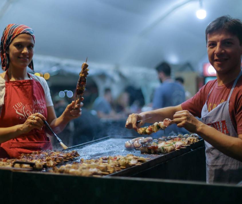 Noche de las Colectividades