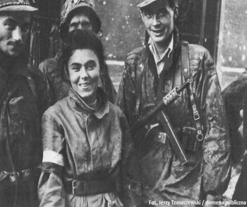 Muestra fotográfica a 75 años del Levantamiento de Varsovia