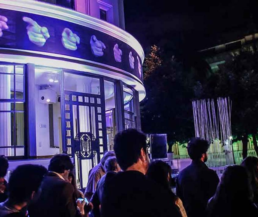 Cine en la terraza del Museo de la Memoria