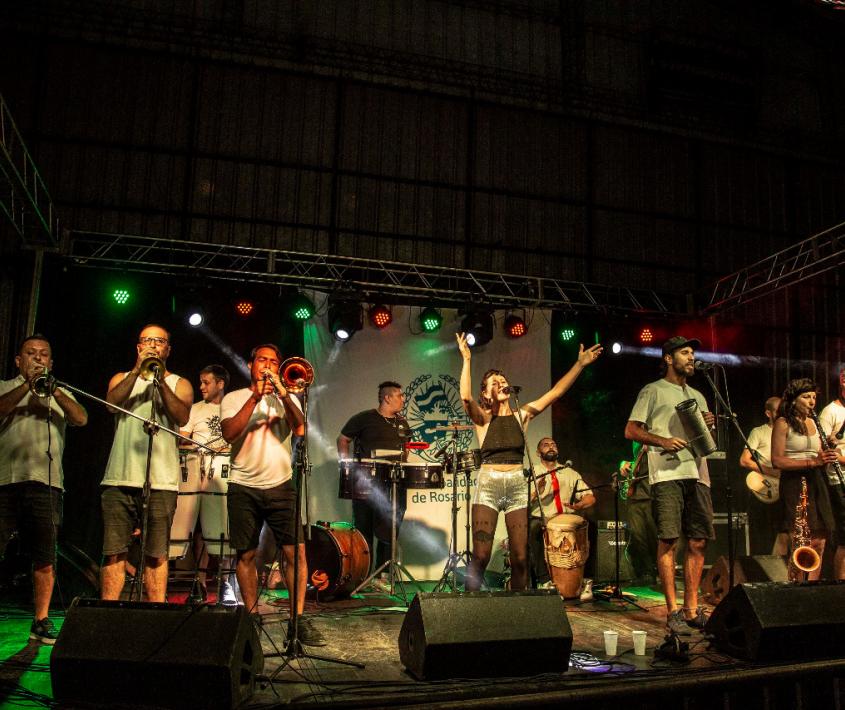 Baile de Carnaval en Club Libertad